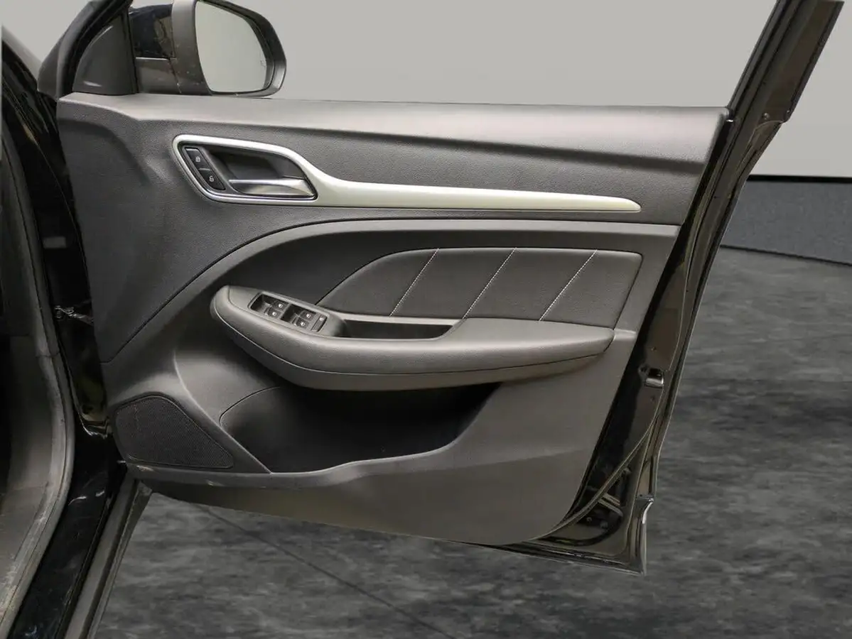 2021-mg-zs-suv-e-exclusive-ev-big-38