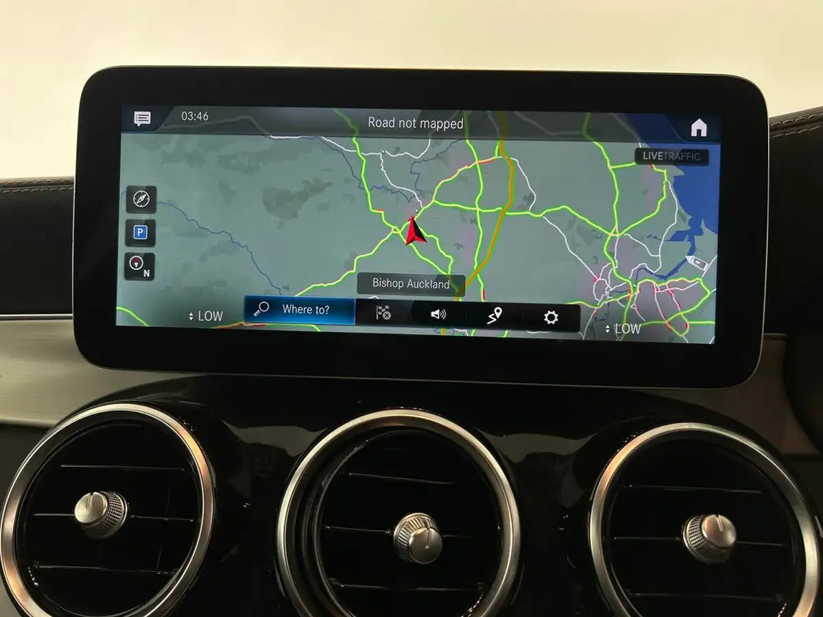2022-mercedes-benz-glc-class-20d-glc220d-amg-line-195ps-station-wagon-5d-1950cc-4matic-plus-big-22