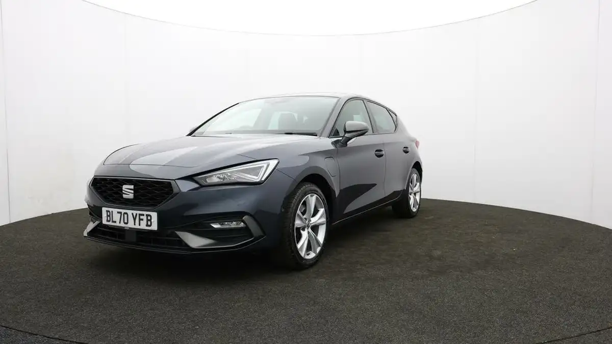 2020-seat-leon-14-e-hybrid-fr-hatchback-big-59
