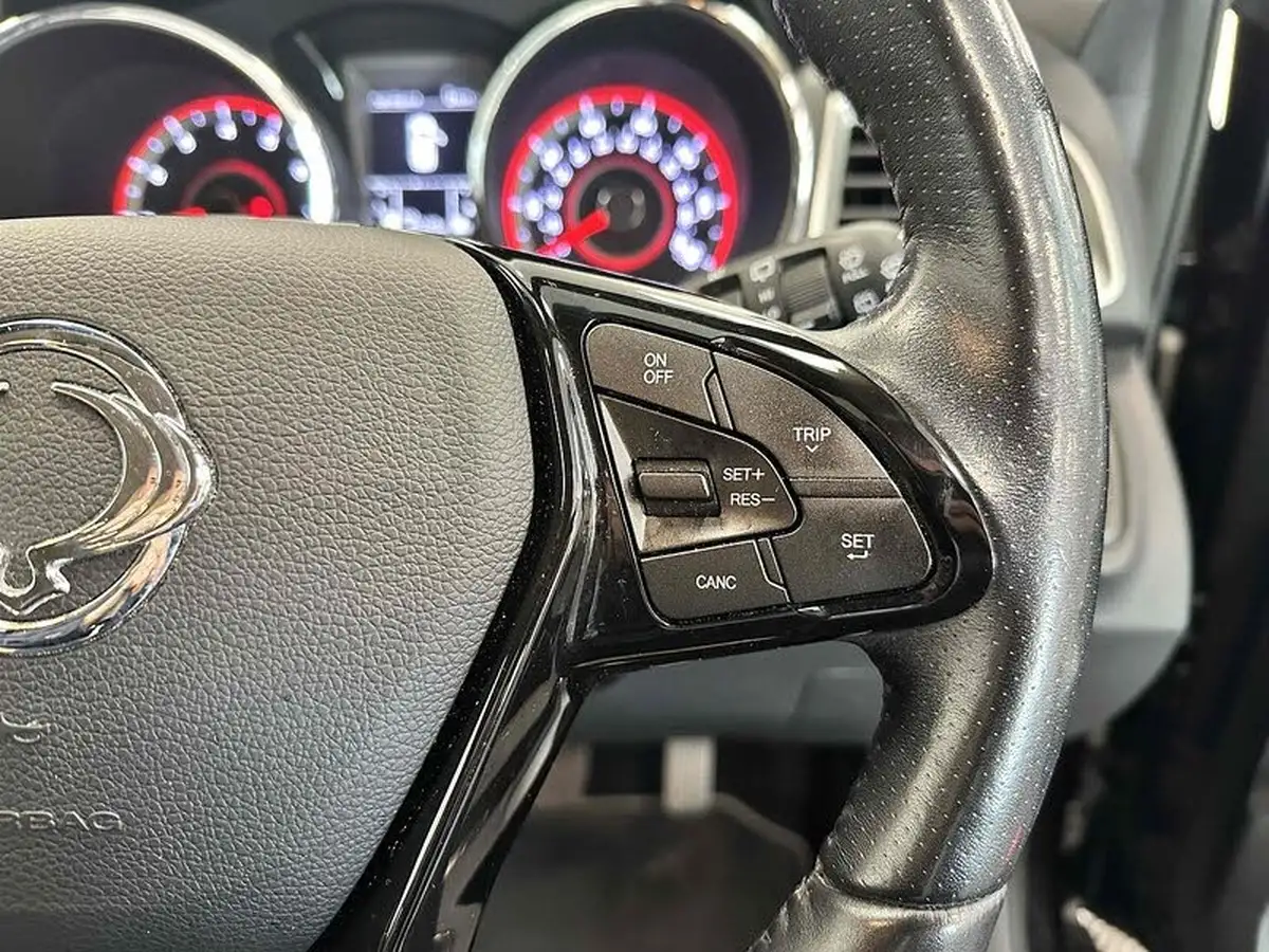 2019-kgm-ssangyong-tivoli-16-ultimate-big-27