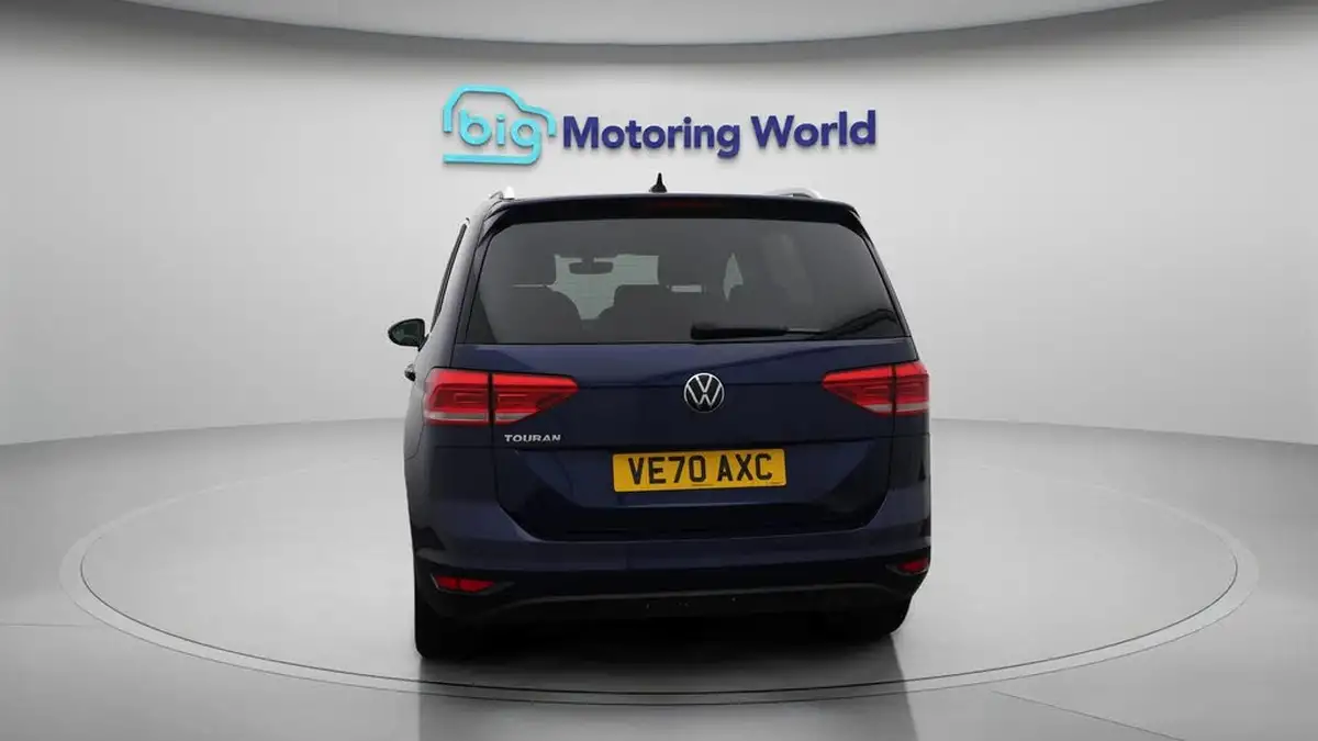 2020-volkswagen-touran-15-tsi-sel-dsg-big-6