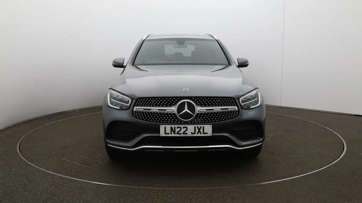 2022-mercedes-benz-glc-class-20d-glc220d-amg-line-195ps-station-wagon-5d-1950cc-4matic-plus-big-39