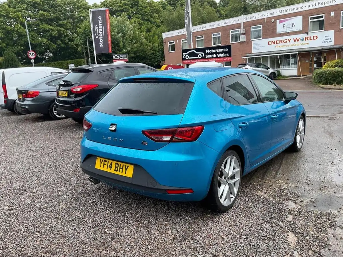 2014-seat-leon-20td-fr-tech-pack-cr-150ps-ss-hatchback-5d-big-73