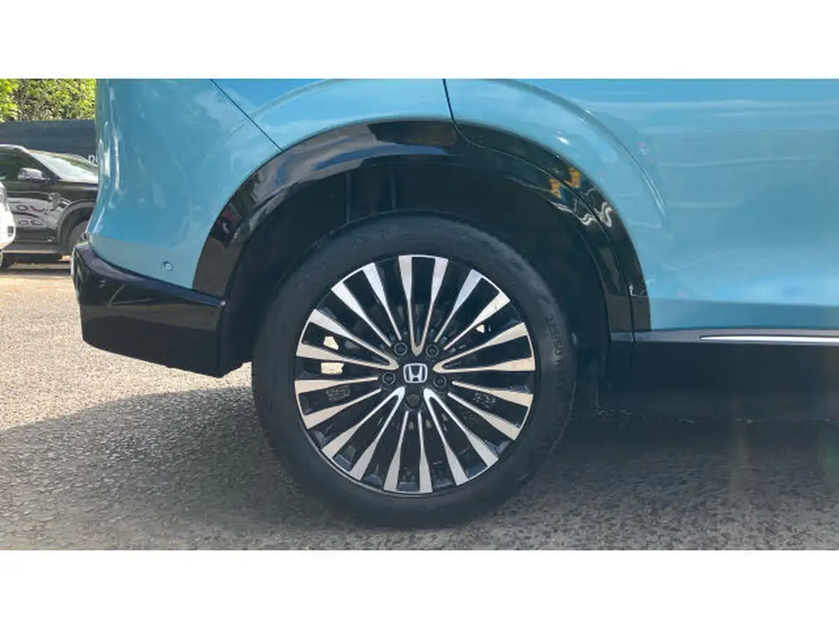 2024-honda-eny1-e-advance-big-8
