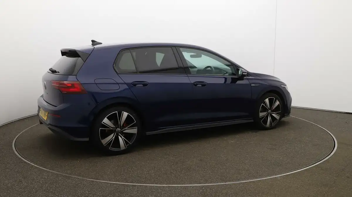 2022-volkswagen-golf-20tdi-gtd-big-44