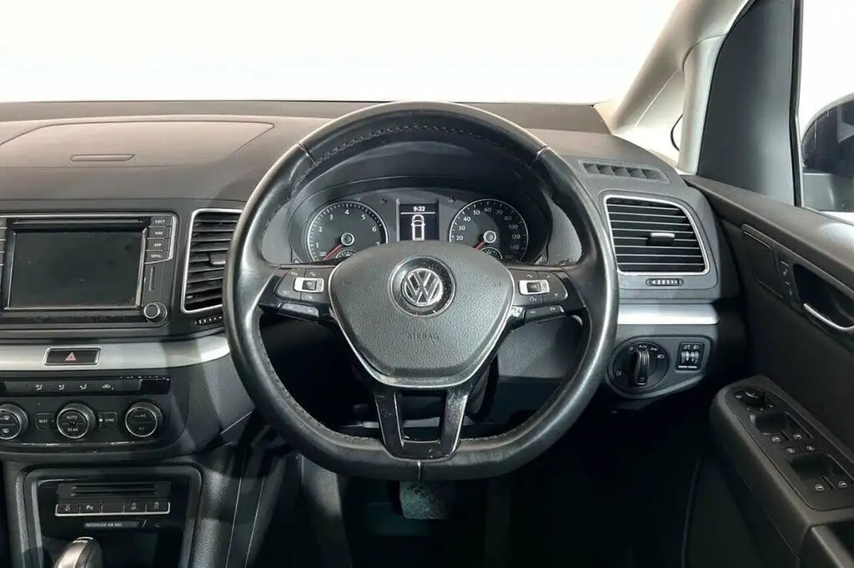 2019-volkswagen-sharan-14-tsi-se-nav-1395cc-dsg-big-13