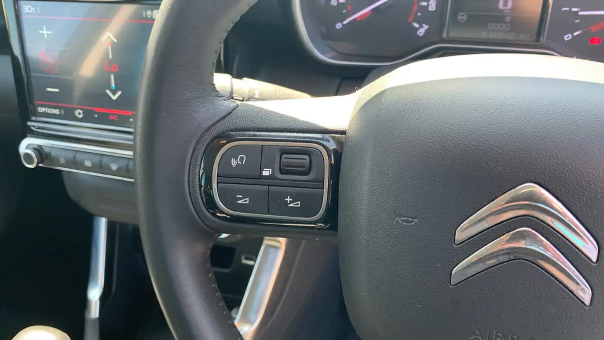 2022-citroen-c3-aircross-12-puretech-shine-plus-110ps-big-22