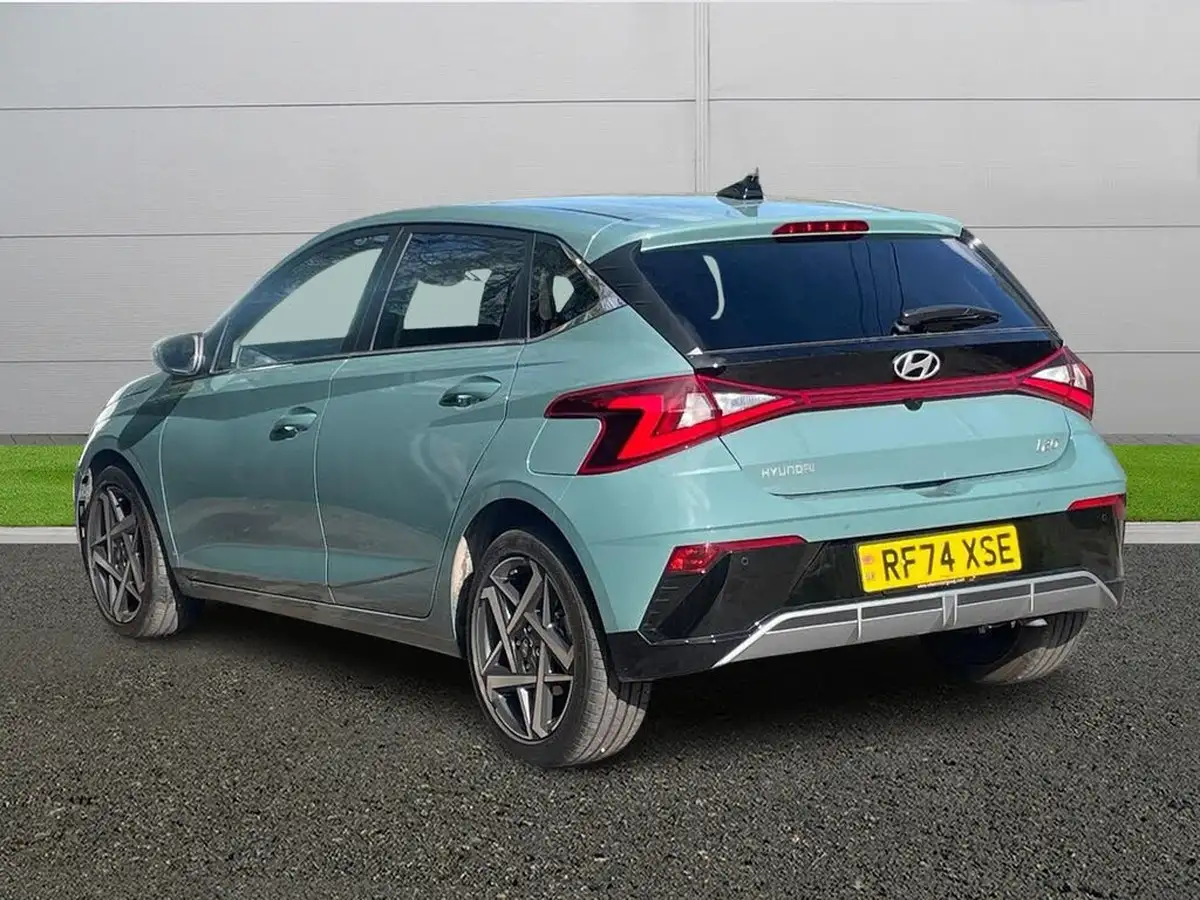 2025-hyundai-i20-10-t-gdi-premium-dct-big-4