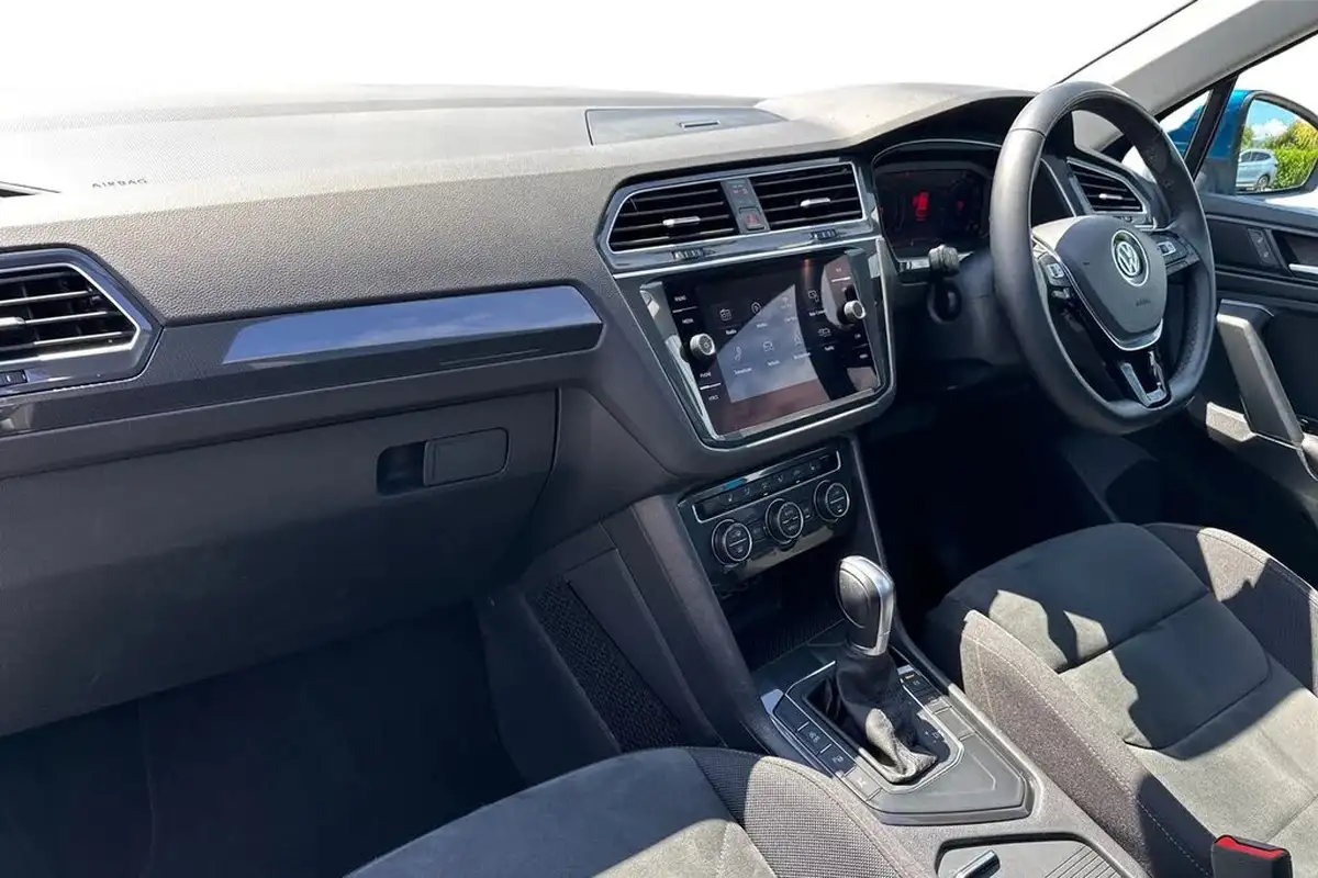 2019-volkswagen-tiguan-15-tsi-sel-big-13