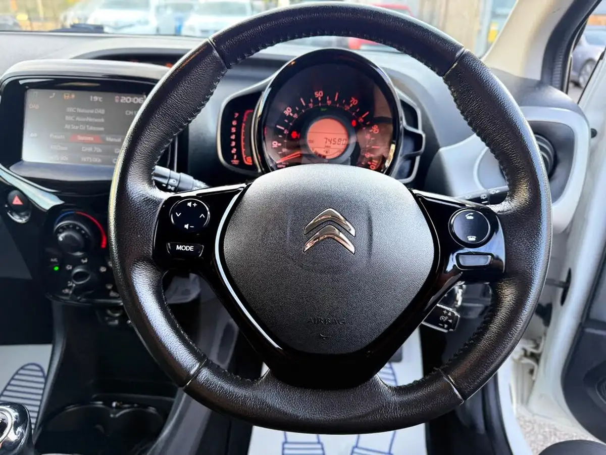 2017-citroen-c1-12-puretech-flair-5d-big-25