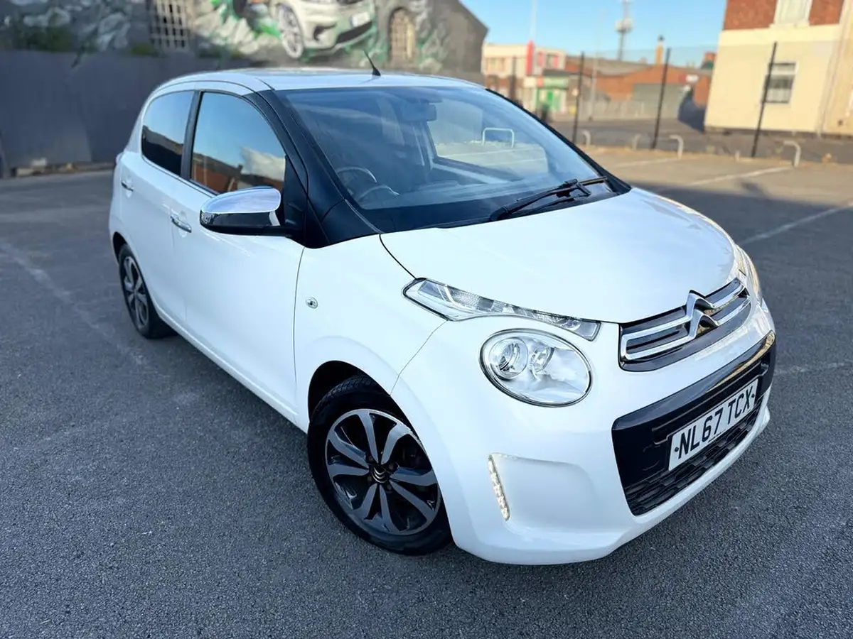 2017-citroen-c1-12-puretech-flair-5d-big-1