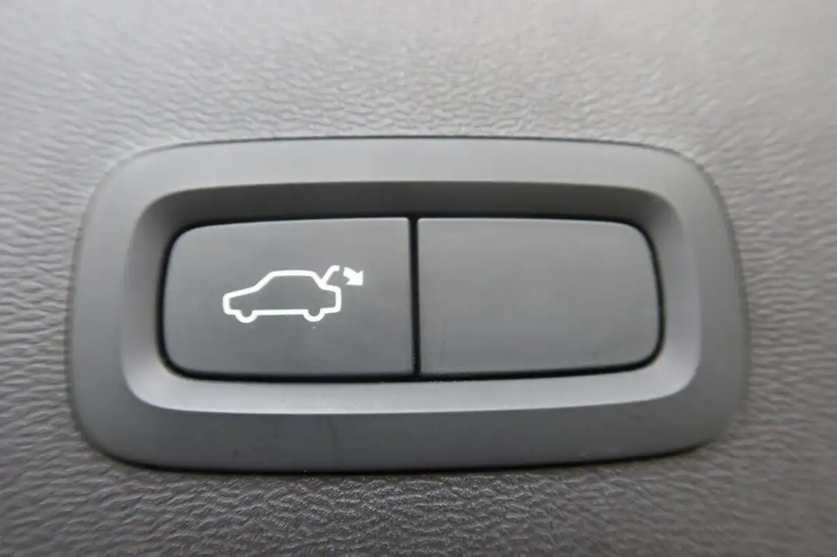 2021-volvo-xc40-20-b4-inscription-pro-194bhp-awd-auto-big-7