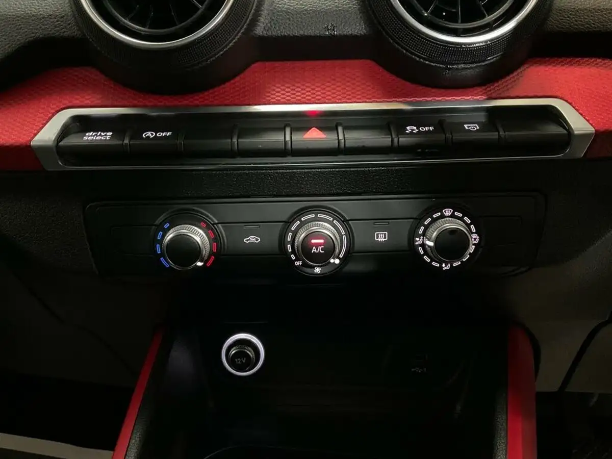 2019-audi-q2-16-30-tdi-sport-big-44