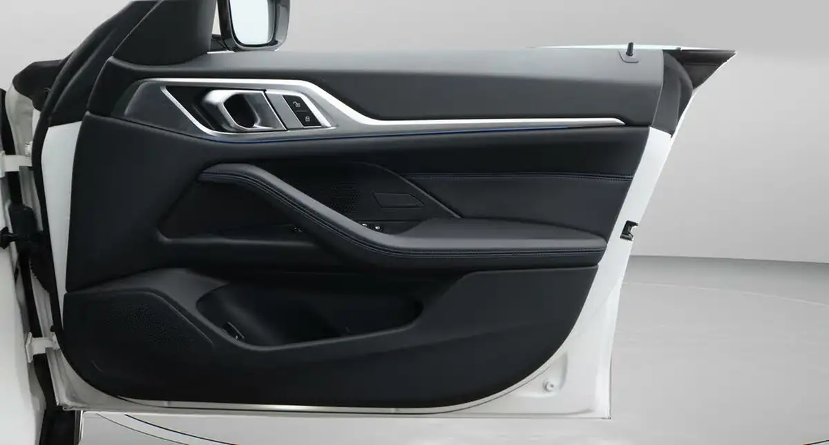 2022-bmw-i4-e-edrive40-m-sport-big-15