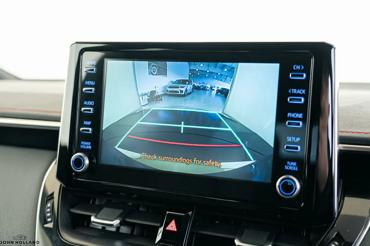 2022-toyota-corolla-20-vvt-i-excel-181bhp-trk-hatchback-big-41