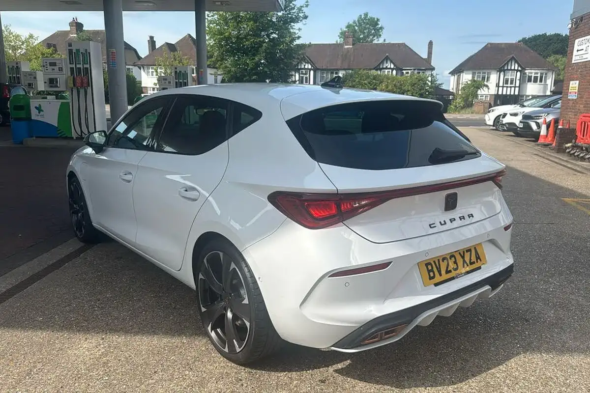 2023-cupra-leon-nf-14-e-hybrid-vz2-hatchback-big-1
