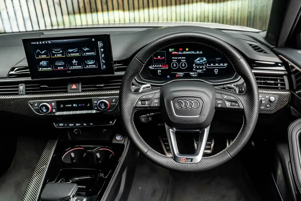 2023-audi-rs4-avant-29-tfsi-carbon-black-big-25