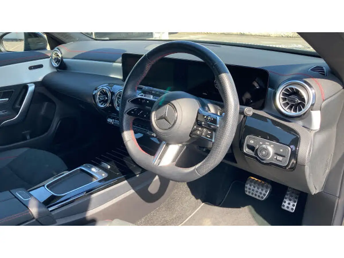 2023-mercedes-benz-cla-13-cla-200-amg-line-premium-shooting-brake-5d-big-10
