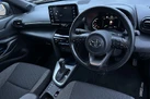 2022-toyota-yaris-15-vvt-i-design-panoramic-roof-small-9