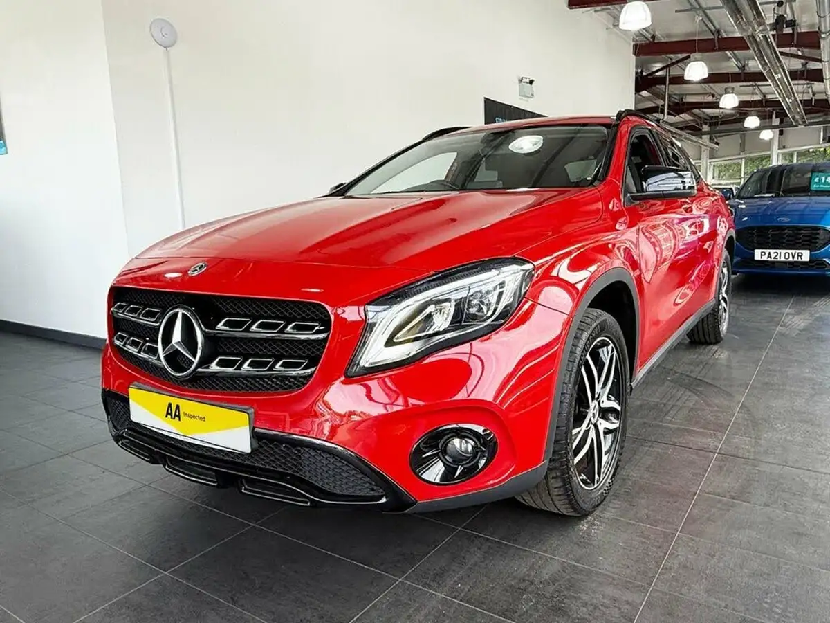 2020-mercedes-benz-gla-class-16-gla-180-urban-edition-7g-dct-big-4