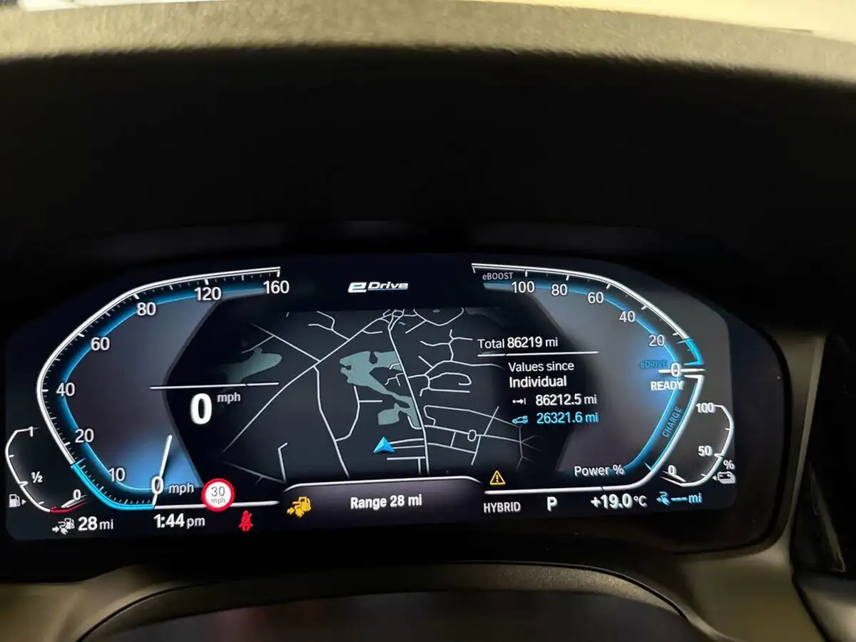 2021-bmw-3-series-20-330e-m-sport-touring-5d-big-43