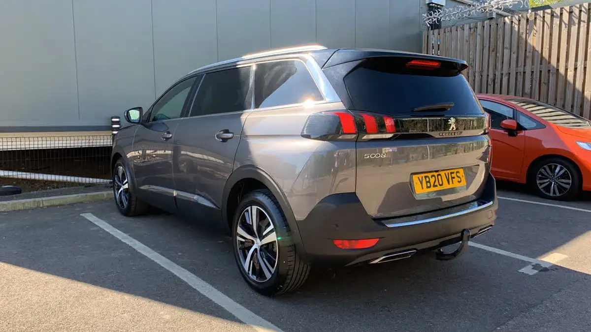2020-peugeot-5008-suv-20-bluehdi-gt-line-big-5