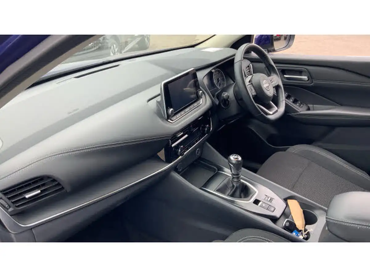 2022-nissan-qashqai-13-dig-t-acenta-premium-140ps-big-8