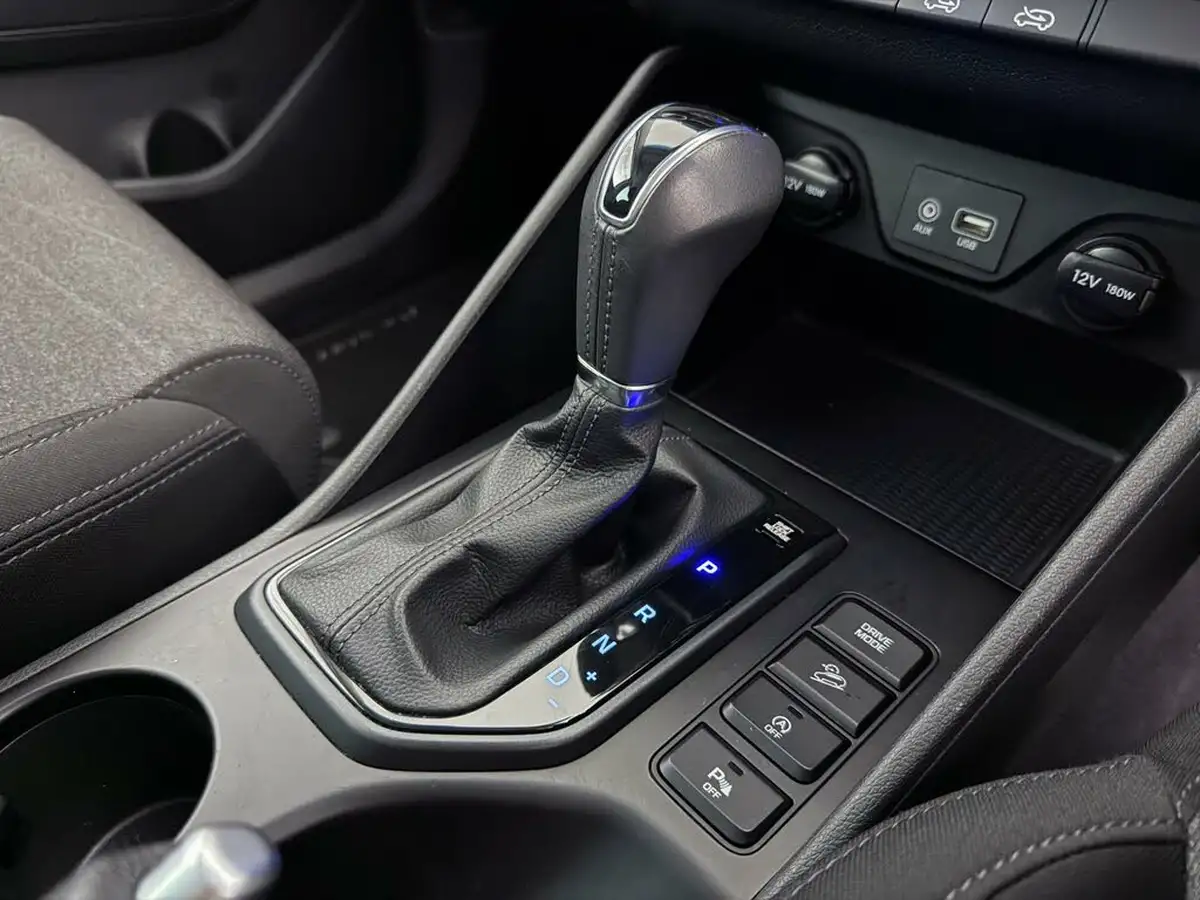 2020-hyundai-tucson-16-t-gdi-se-nav-dct-big-39
