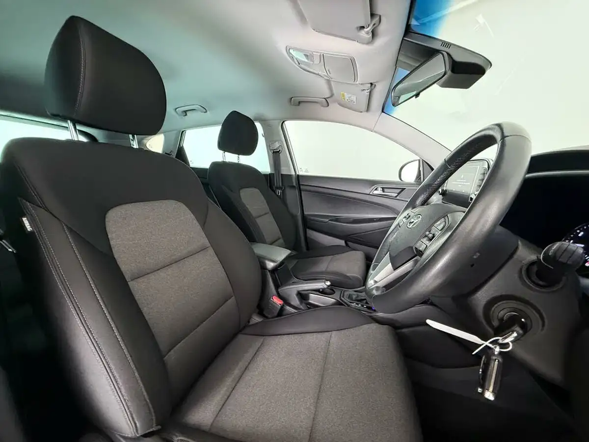 2020-hyundai-tucson-16-t-gdi-se-nav-dct-big-15
