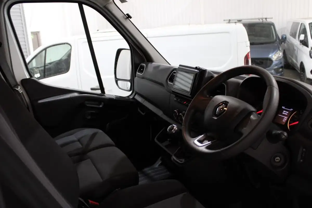 2021-renault-master-23dci-lm35-135-business-eu6d-panel-big-12