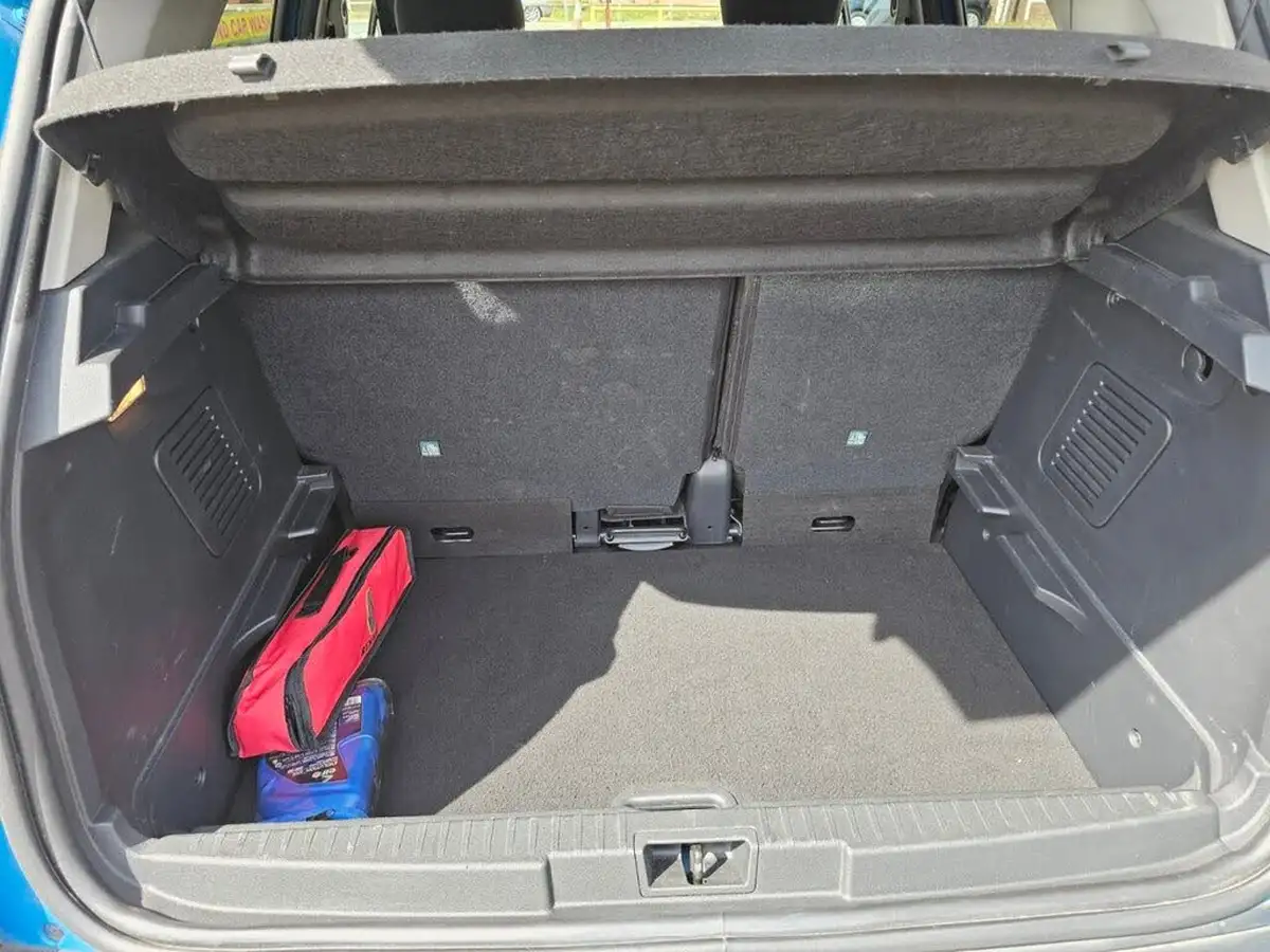 2017-renault-captur-09-dynamique-s-nav-big-33