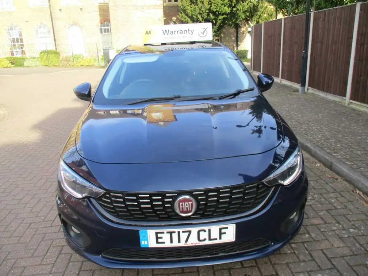 2017-fiat-tipo-14-easy-plus-hatchback-big-14