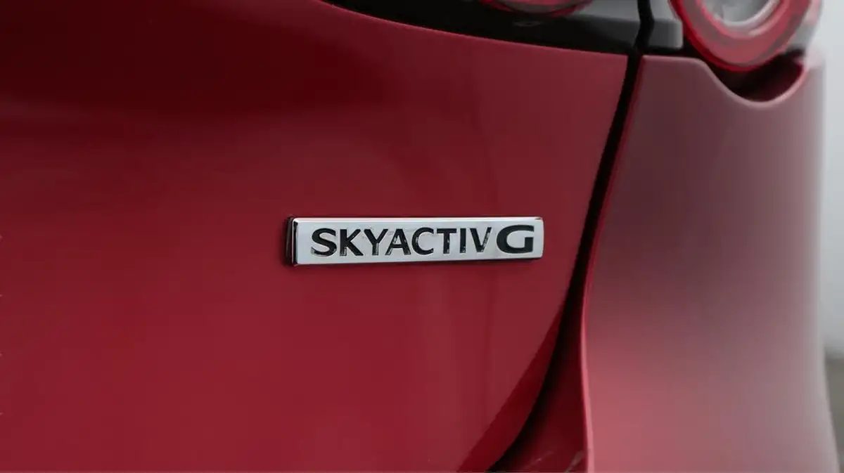 2020-mazda-mazda3-20-se-l-lux-122ps-hatchback-5d-big-12