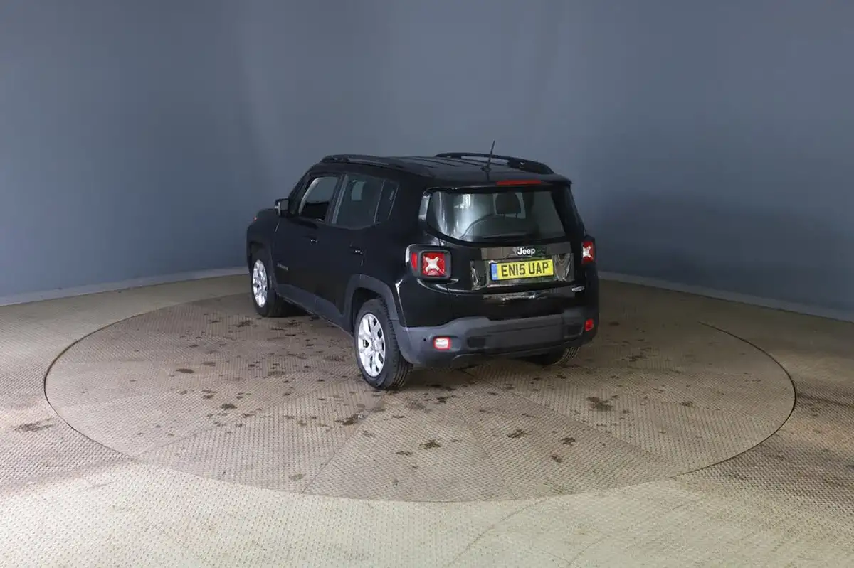 2015-jeep-renegade-14-longitude-big-3