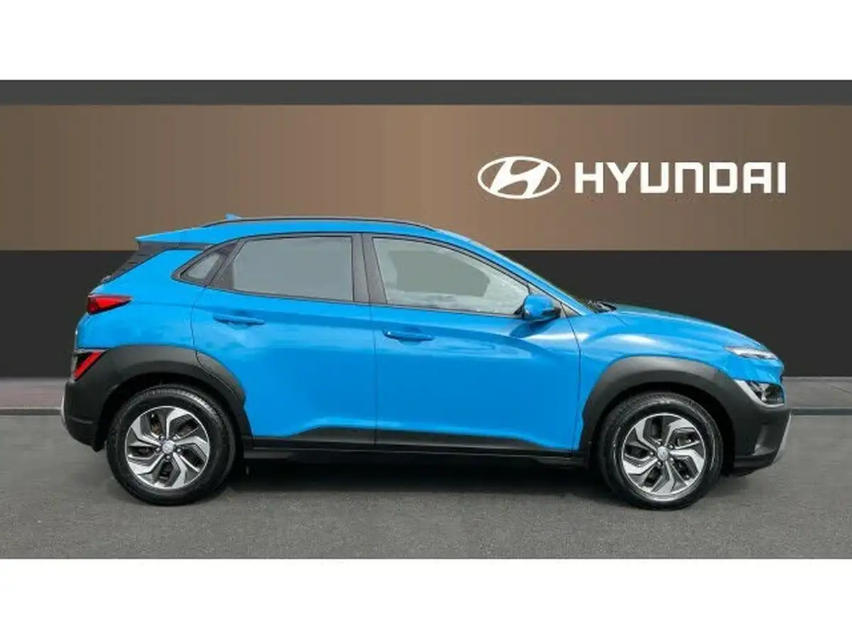 2022-hyundai-kona-16-gdi-se-connect-big-4
