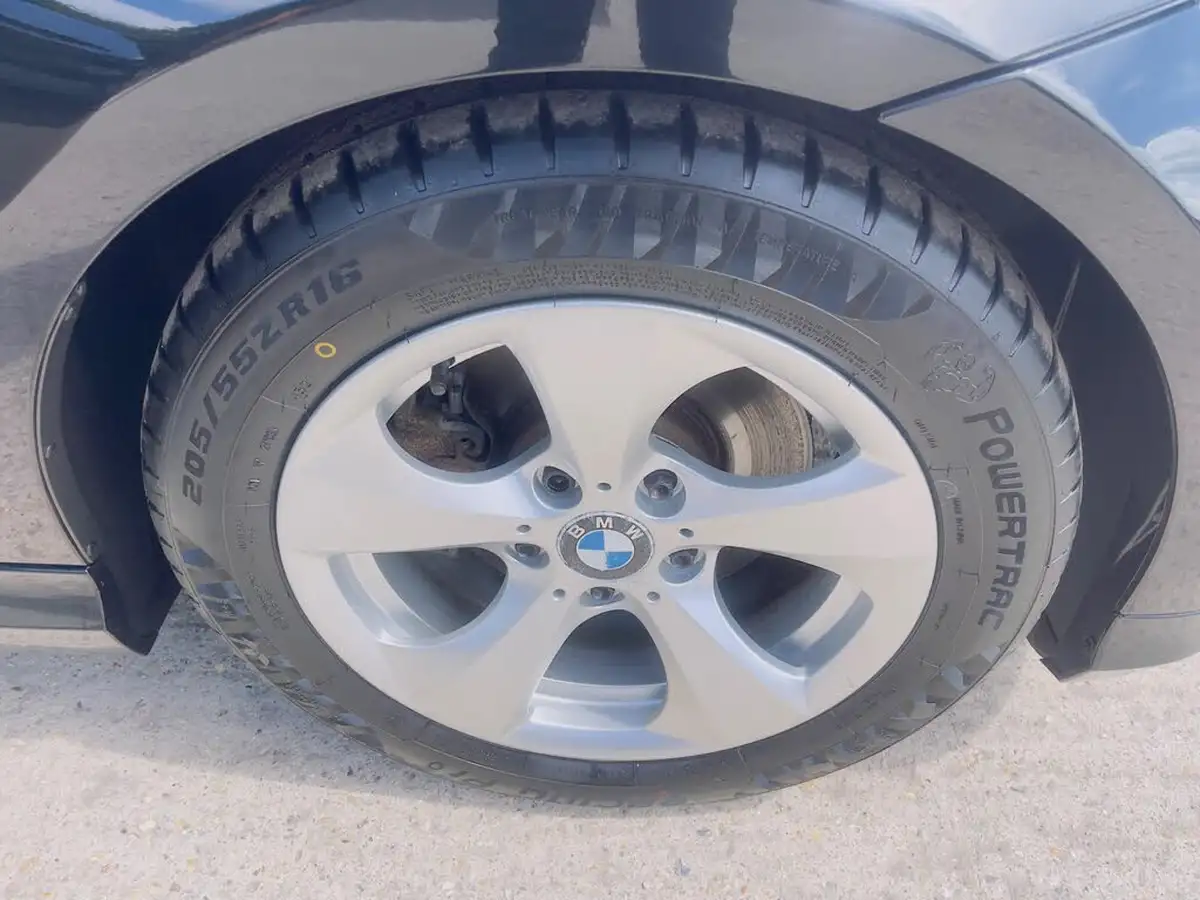 2011-bmw-3-series-20td-320d-efficientdynamics-efficientdynamics-big-47