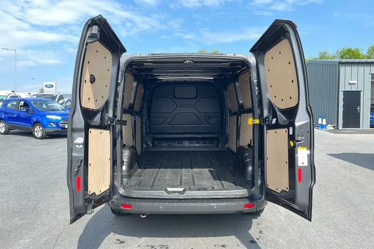 2022-ford-transit-custom-20tdci-340-l1h1-limited-170pseu6dt-auto-big-6