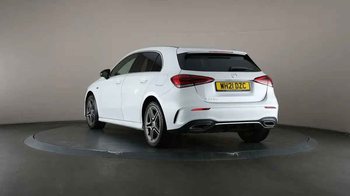 2021-mercedes-benz-a-class-13-a250e-amg-line-hatchback-5d-big-67