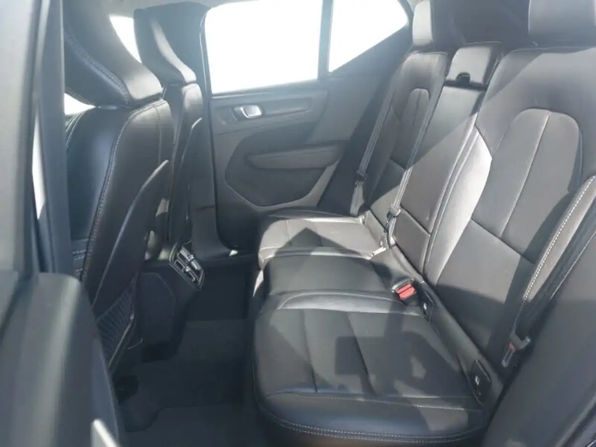 2020-volvo-xc40-15-t3-inscription-big-5