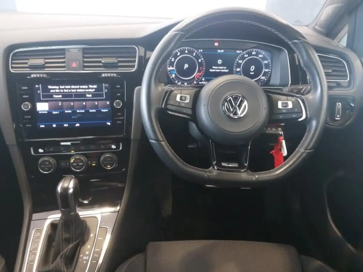 2019-volkswagen-golf-20-tsi-r-300ps-hatchback-3d-dsg-big-4