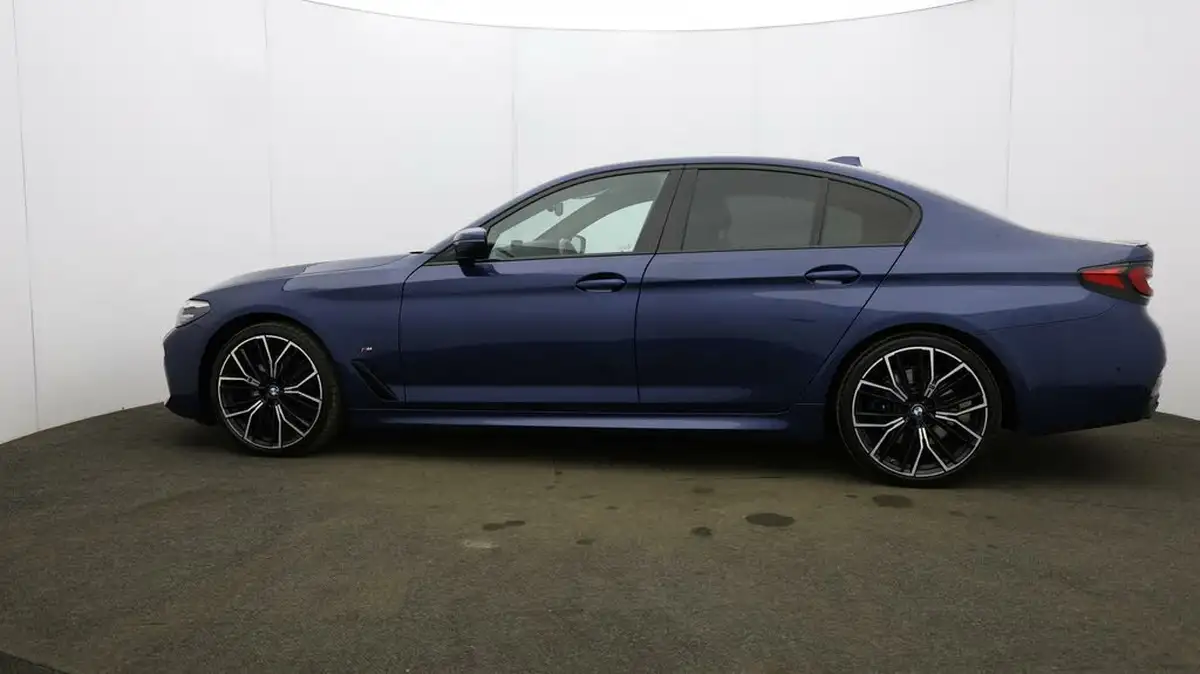2021-bmw-5-series-20td-520d-m-sport-mht-saloon-4d-big-67