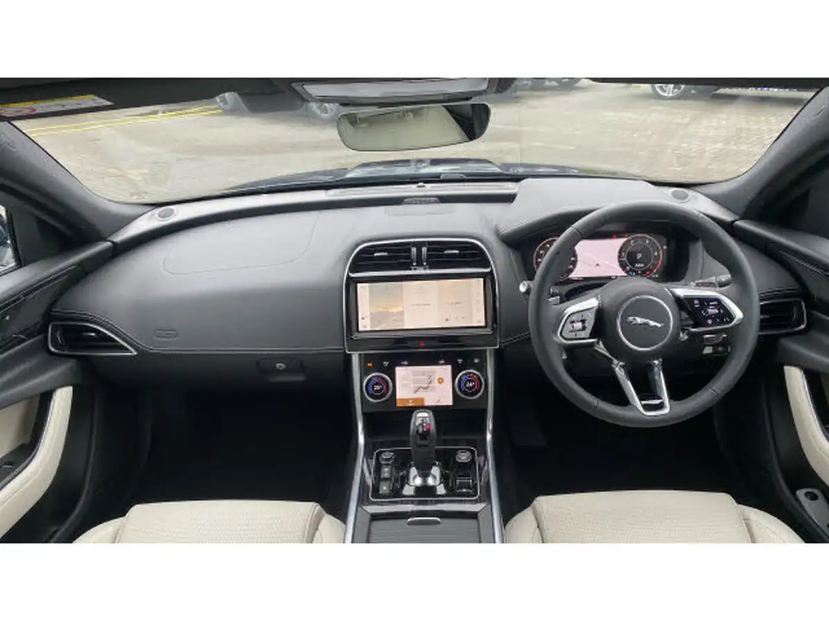 2024-jaguar-xe-20-d200-r-dynamic-s-big-8