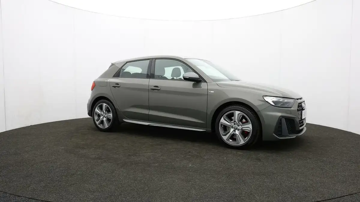 2019-audi-a1-20-40-tfsi-s-line-competition-big-37
