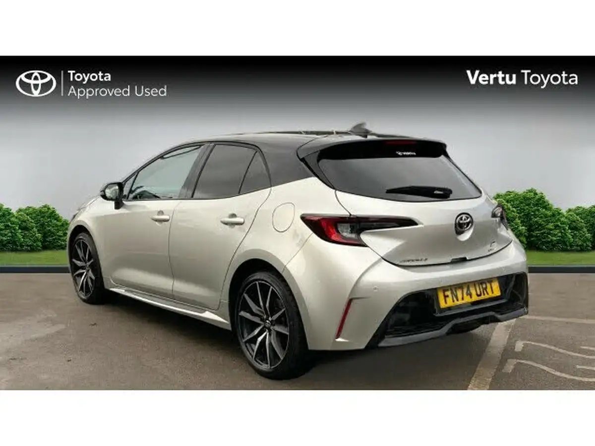 2024-toyota-corolla-20-vvt-i-gr-sport-hatchback-big-3