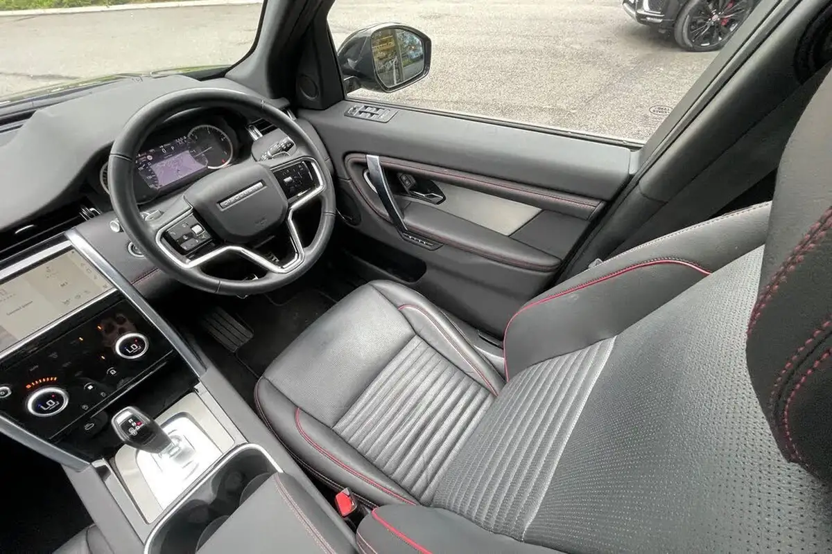 2022-land-rover-discovery-sport-20-d200-r-dynamic-se-big-13