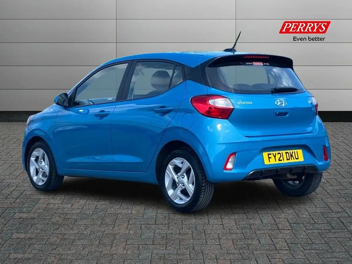 2021-hyundai-i10-12-se-connect-auto-big-1
