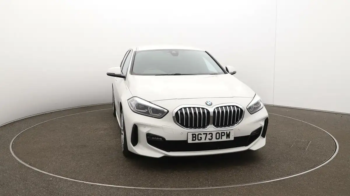 2023-bmw-1-series-15-118i-m-sport-lcp-dct-big-39