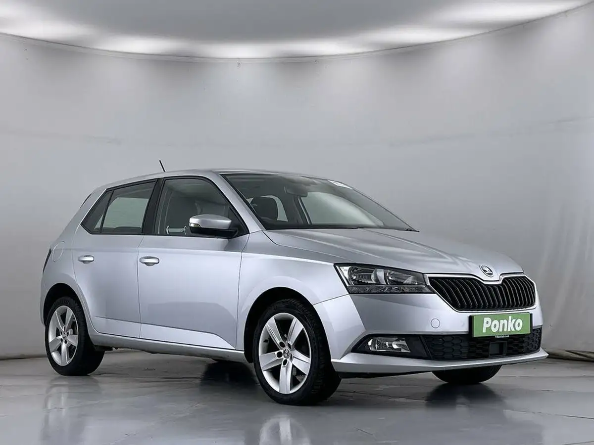 2019-skoda-fabia-10-tsi-se-l-95ps-hatchback-big-0