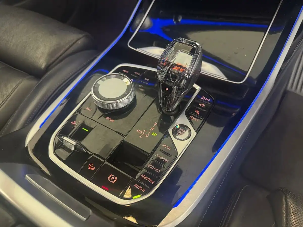 2019-bmw-x7-30-xdrive40i-m-sport-big-40
