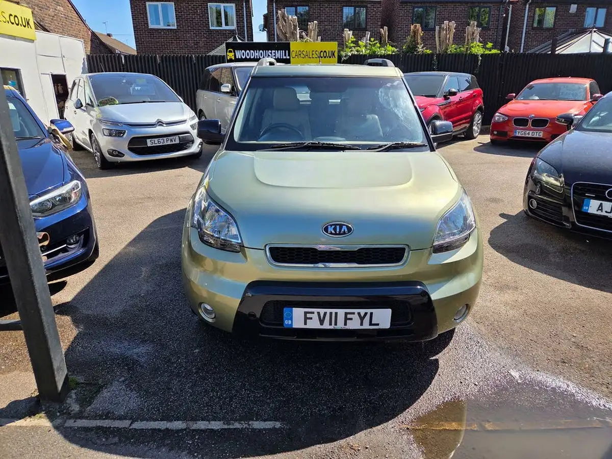 2011-kia-soul-16td-searcher-auto-big-1